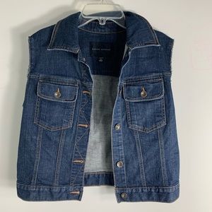 Denim stretch vest